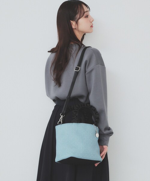 index（インデックス）の「【2WAY】ラインストーン持ち手フリルバッグ（トートバッグ・レディース・グレー/ブラック/ブルー系・00）」の10枚目の写真