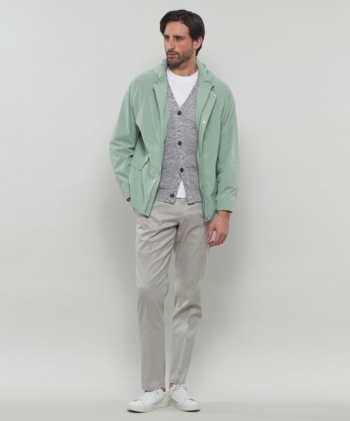 MACKINTOSH LONDON(マッキントッシュ ロンドン)の「【FEATHER-TECH PAC】【FLEX NYLON】ストレッチナイロンフーデッドブルゾン(ブルゾン・メンズ・ライトグレー/ネイビー/グリーン・40/38)」の6枚目の写真