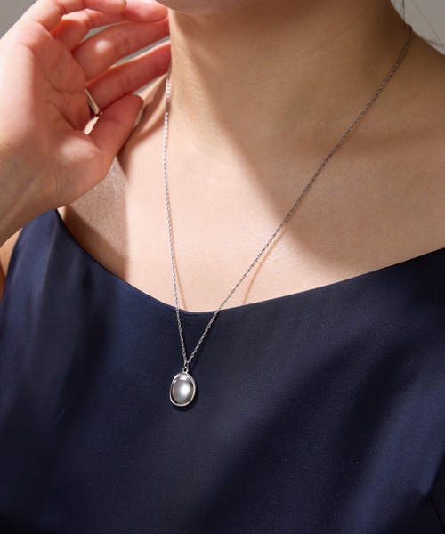 PAPILLONNER（パピヨネ）の「ステンレスディンプル2WAYネックレス（ネックレス・レディース・シルバー/ゴールド・FREE）」の3枚目の写真