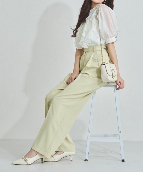 MISCH MASCH（ミッシュマッシュ）の「一部店舗限定  サイドボタンタックワイドパンツ（その他パンツ・レディース・ブラック/ベージュ/イエロー・S/M）」の3枚目の写真