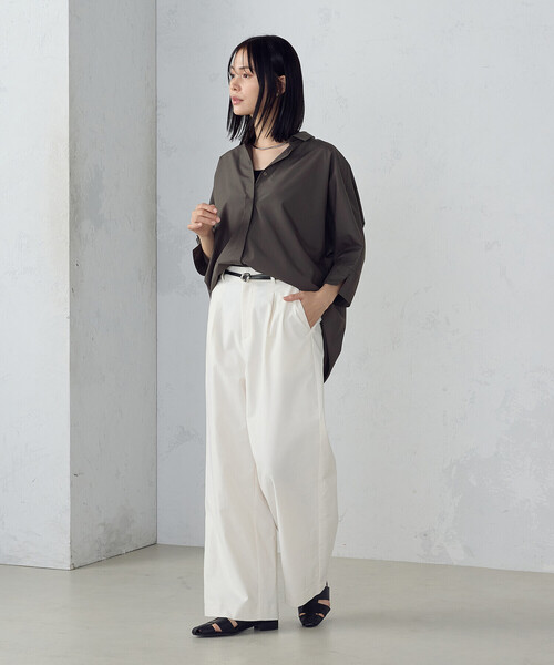 COMME CA ISM（コムサイズム）の「バックデザイン　ニュアンス　オーバーサイズシャツ（シャツ/ブラウス・レディース・ホワイト/ダークブラウン・FREE）」の4枚目の写真