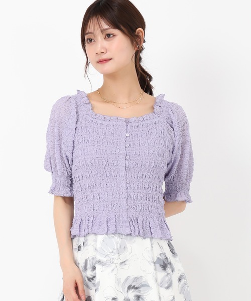 MISCH MASCH(ミッシュマッシュ)の「2wayキャミ付きシャーリングブラウス(シャツ/ブラウス・レディース・ホワイト/ブラック/ラベンダー・フリ-)」の4枚目の写真