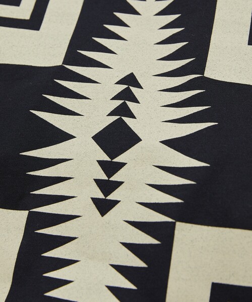 PENDLETON(ペンドルトン)の「PENDLETON/ペンドルトン 別注 バックプリント クルーネックTシャツ(Tシャツ/カットソー・メンズ・ブラック/オリーブ/オフホワイト/マスタード・SMALL/MEDIUM/LARGE)」の12枚目の写真