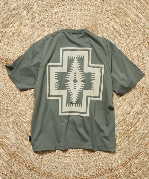 PENDLETON(ペンドルトン)の「PENDLETON/ペンドルトン 別注 バックプリント クルーネックTシャツ(Tシャツ/カットソー・メンズ・ブラック/オリーブ/オフホワイト/マスタード・SMALL/MEDIUM/LARGE)」の15枚目の写真