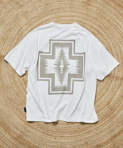 PENDLETON(ペンドルトン)の「PENDLETON/ペンドルトン 別注 バックプリント クルーネックTシャツ(Tシャツ/カットソー・メンズ・ブラック/オリーブ/オフホワイト/マスタード・SMALL/MEDIUM/LARGE)」の17枚目の写真