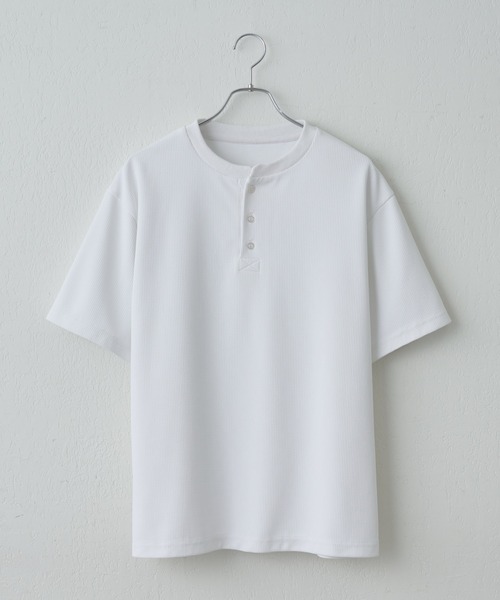 COLONY 2139（コロニートゥーワンスリーナイン）の「ワッフルヘンリーネックTEE（Tシャツ/カットソー・メンズ・ブラック/ホワイト/グレー・MEDIUM/LARGE）」の2枚目の写真