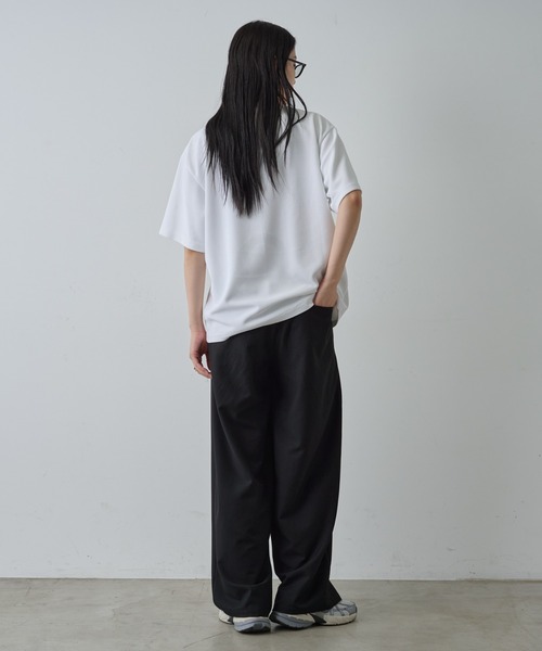 COLONY 2139（コロニートゥーワンスリーナイン）の「ワッフルヘンリーネックTEE（Tシャツ/カットソー・メンズ・ブラック/ホワイト/グレー・MEDIUM/LARGE）」の5枚目の写真