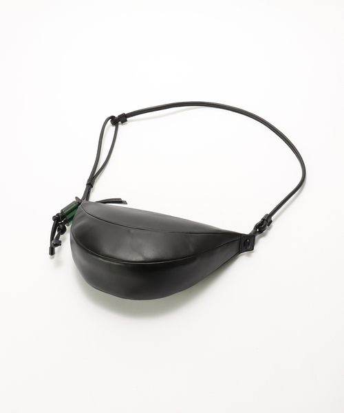 BAYCREW'S DEPO(ベイクルーズデポ)の「【Geek Office / ギークオフィス】ARCHIVEPKE / アーカイブエプク FLING BAG(ハンドバッグ・メンズ・ブラック・FREE)」の1枚目の写真