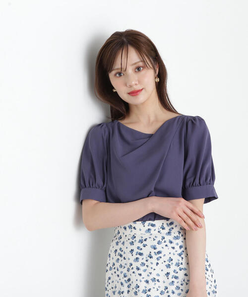 PROPORTION BODY DRESSING(プロポーションボディドレッシング)の「デコルテニュアンスパフブラウス / 1215110507(シャツ/ブラウス・レディース・ライトグリーン/ネイビー/オフホワイト・SMALL/MEDIUM)」の1枚目の写真