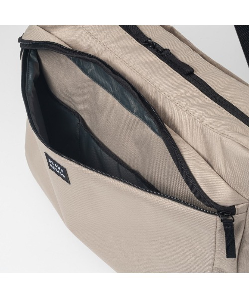 BEAMS DESIGN(ビームス デザイン)の「BEAMSDESIGN(ビームスデザイン)Every One ショルダーバッグ(ショルダーバッグ・メンズ・ブラウン/ベージュ/パープル/グレー/ブラック・FREE)」の14枚目の写真