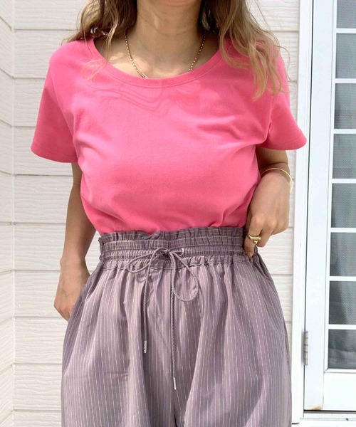 Q(キュー)の「バックネックレタードT(Tシャツ/カットソー・レディース・ピンク系/アイボリー/ブラック系・MEDIUM)」の15枚目の写真