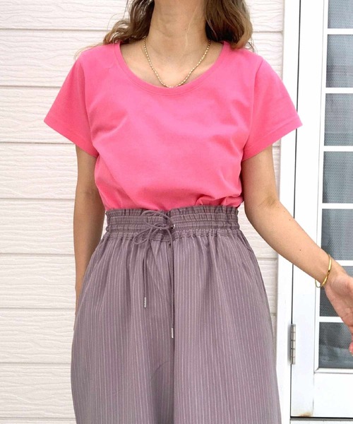 Q(キュー)の「バックネックレタードT(Tシャツ/カットソー・レディース・ピンク系/アイボリー/ブラック系・MEDIUM)」の16枚目の写真