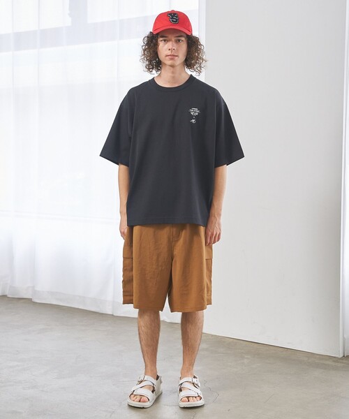 J.PRESS YORK STREET（ジェイプレスヨークストリート）の「【UNISEX】【NAO YSHIHARAコラボ】MAIKO グラフィック Tシャツ（Tシャツ/カットソー・メンズ・ホワイト系/ブラック系・SMALL/MEDIUM/LARGE）」の4枚目の写真