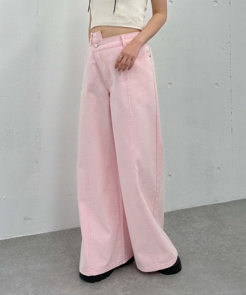archives（アルシーヴ）の「’クロスベルトカラーワイドデニム’（デニムパンツ・レディース・サックスブルー/アイボリー/ピンク・MEDIUM/SMALL）」の9枚目の写真