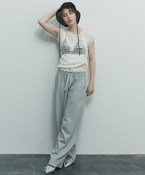 uyu.(ウユ)の「サイドギャザーデザイン半袖トップス(Tシャツ/カットソー・レディース・ブルー/ブラック/ホワイト/レッド・FREE)」の9枚目の写真