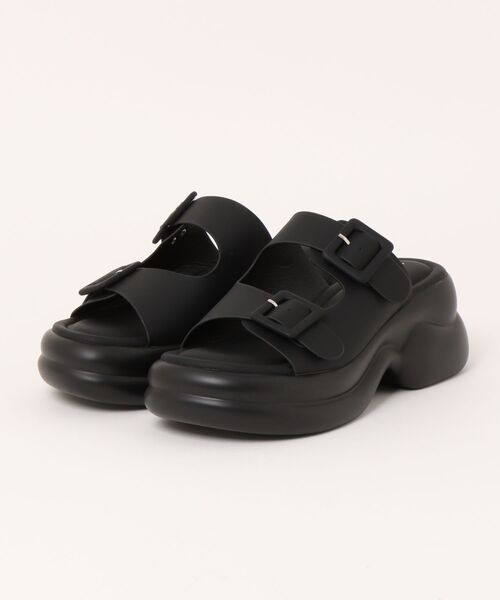 BETTY CLUB（ベティクラブ）の「【sesenta】軽量2ベルト 厚底スライドサンダル（サンダル・レディース・ブラック/アイボリー・S/M/L/LL）」の2枚目の写真