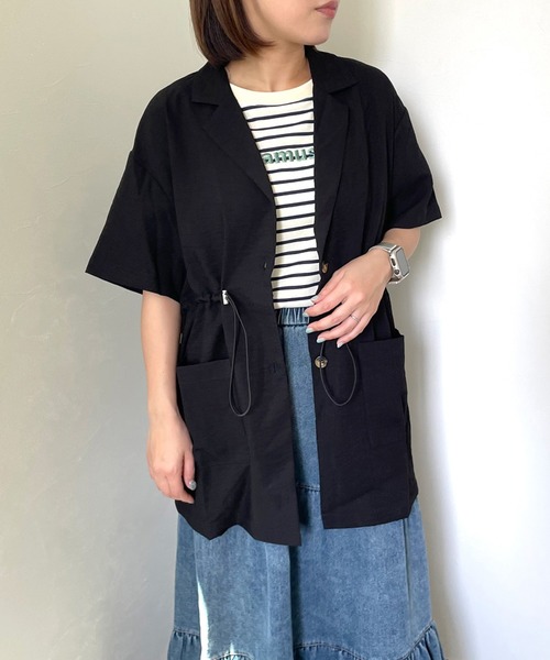 CRB(シーアールビー)の「半袖テーラージャケット(テーラードジャケット・レディース・ブラック/ベージュ/オフホワイト/チャコール/ブラウン・F)」の3枚目の写真