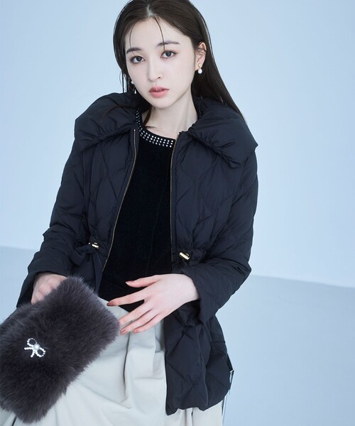 TOCCA（トッカ）の「BIJOUX RIBBON FURTIPPET ティペット（マフラー・レディース・アイボリー系/ライトグレー系・F）」の3枚目の写真