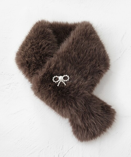 TOCCA（トッカ）の「BIJOUX RIBBON FURTIPPET ティペット（マフラー・レディース・アイボリー系/ライトグレー系・F）」の8枚目の写真