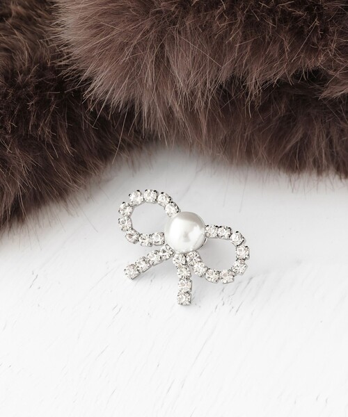 TOCCA（トッカ）の「BIJOUX RIBBON FURTIPPET ティペット（マフラー・レディース・アイボリー系/ライトグレー系・F）」の10枚目の写真