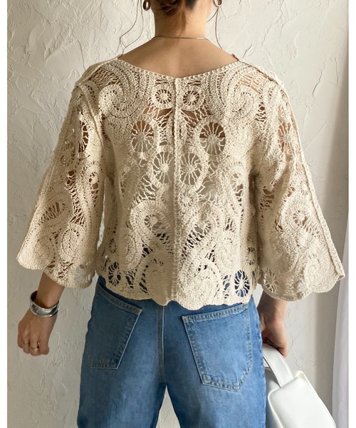 She's Closet（シーズクローゼット）の「半端袖 ショート丈 Vネック かぎ針 クロシェ編みカーディガン（カーディガン/ボレロ・レディース・アイボリー/ブラック・FREE）」の11枚目の写真