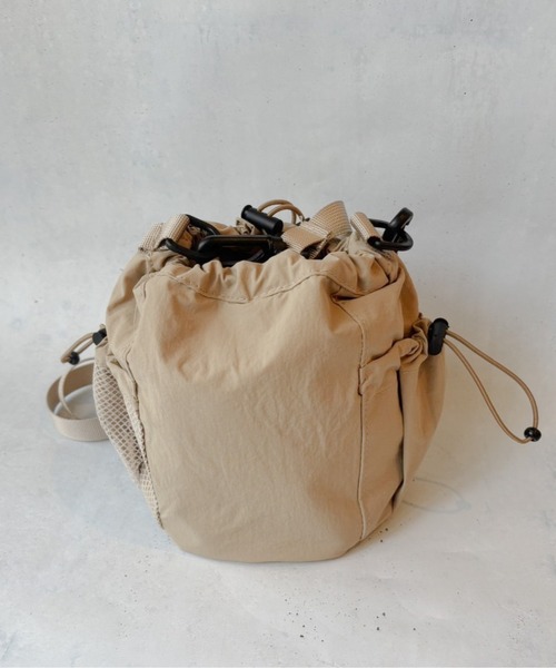 lit.Cy(リットシー)の「コロン 巾着 メッシュ ナイロン サコッシュ(ショルダーバッグ・レディース・ブラック/カーキ/ブルー/ベージュ/パープル・FREE)」の10枚目の写真