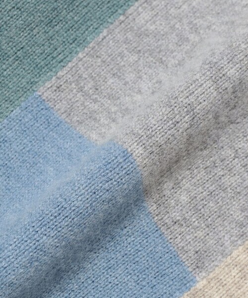 BEAMS PLUS(ビームスプラス)の「ブロック パターン インターシャ クルーネック ニット(ニット/セーター・メンズ・グレー/ブラウン/サックスブルー・S/M/L)」の18枚目の写真