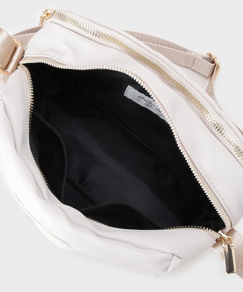 OPAQUE.CLIP（オペークドットクリップ）の「【軽量／撥水加工／多ポケット】ツイルピジョンミニショルダーバッグ（ショルダーバッグ・レディース・ブラック/ベージュ系/ライトベージュ/チャコールグレー・00）」の12枚目の写真