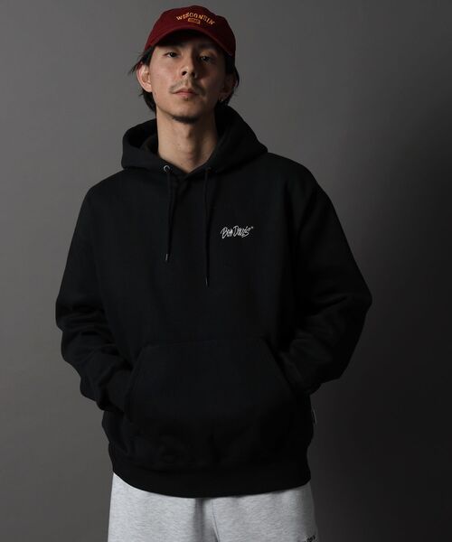 BEN DAVIS（ベンデイビス）の「【BEN DAVIS（ベンデイビス）】HEAVY SWEAT HOODIE / パーカー 刺繍 裏起毛 ヘビーウエイト フーディー ワンポイント（パーカー・メンズ・ブルーグレー/ブラック/バーガンディー/アッシュグレー/モカ・X-LARGE/LARGE/MEDIUM）」の6枚目の写真