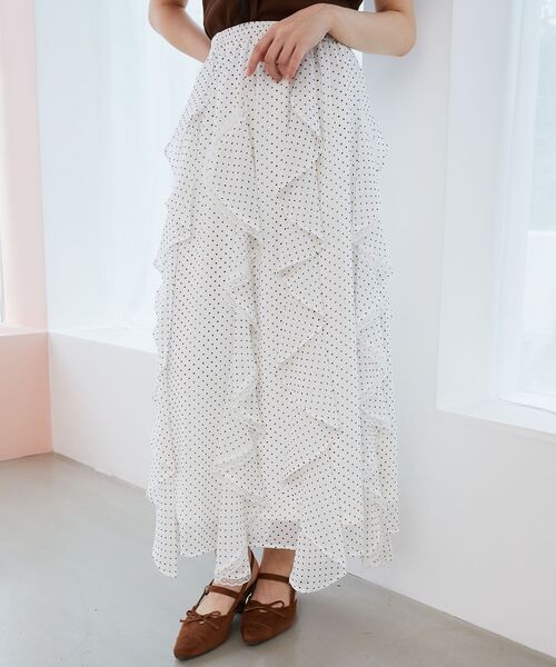 MAJESTIC LEGON（マジェスティックレゴン）の「エアリードロップラッフルスカート（スカート・レディース・ブラック/ホワイト系その他/アイボリー・MEDIUM/SMALL）」の18枚目の写真