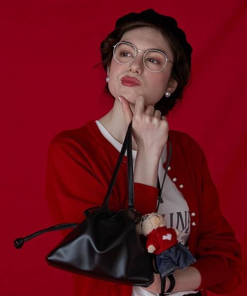 BONLECILL Marche(ボンルシールマルシェ)の「【BONLECILL Marche】《マチあり》巾着バッグ/ショルダーバッグ(ショルダーバッグ・レディース・アイボリー/ブラック/レッド・FREE)」の14枚目の写真