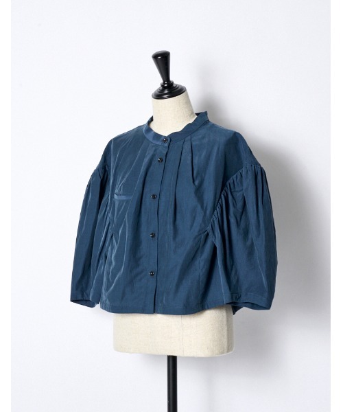 RUMCHE（ラムシェ）の「Stand Collar Blouse / スタンドカラーブラウス（シャツ/ブラウス・レディース・ネイビー/オフホワイト・FREE）」の11枚目の写真