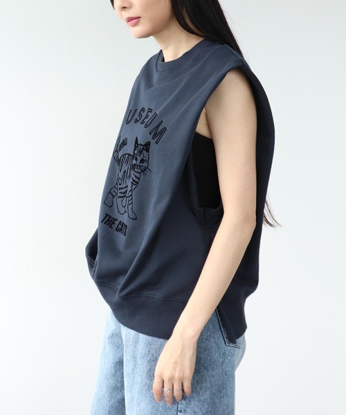 Three Four Time（ｽﾘｰﾌｫｰﾀｲﾑ）の「ネコトラフロッキープリントプルオーバー（Tシャツ/カットソー・レディース・グレー/ネイビー・FREE）」の14枚目の写真