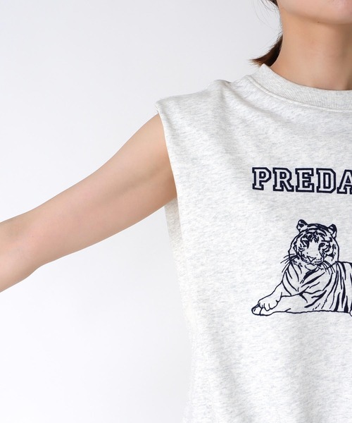 Three Four Time（ｽﾘｰﾌｫｰﾀｲﾑ）の「ネコトラフロッキープリントプルオーバー（Tシャツ/カットソー・レディース・グレー/ネイビー・FREE）」の20枚目の写真