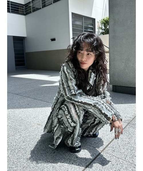 ELCHELE(エルチェレ)の「STRIPE JQ STRAIGHT PANTS(その他パンツ・レディース・ホワイト/マルチ・38/36)」の7枚目の写真