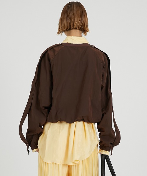 PRANK PROJECT（プランクプロジェクト）の「ストラップウインドブレーカー / Strap Windbreaker（その他アウター・レディース・オフホワイト/ブラック/ブラウン・FREE）」の15枚目の写真