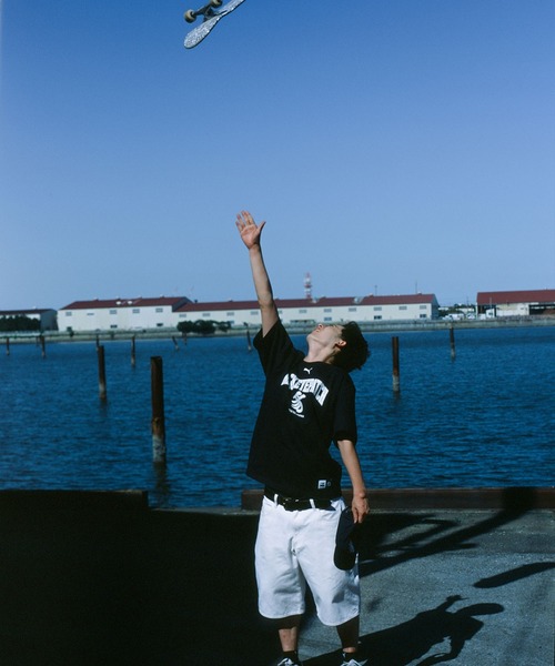 PUMA(プーマ)の「PUMA/プーマ 半袖Tシャツ PUMA × BlackEyePatch KANJI チーム ロゴ 半袖 Tシャツ 636079(Tシャツ/カットソー・メンズ・ブラック/ネイビー・M/L/XL)」の4枚目の写真
