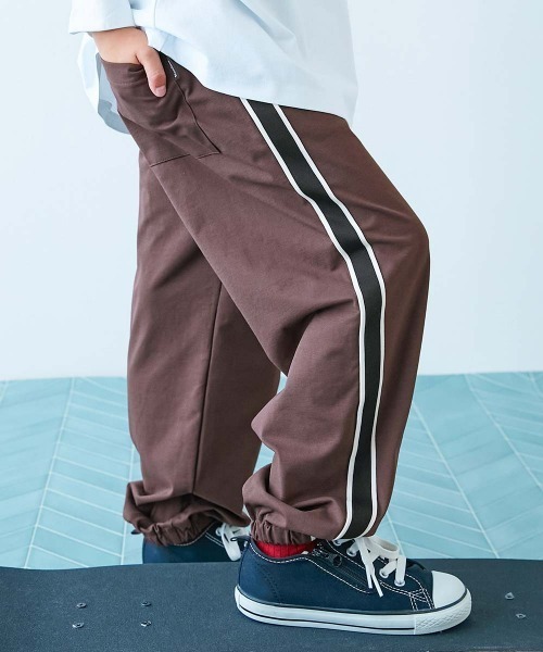 devirock(デビロック)の「【イージーウォッシュ】乾燥機OK えらべるデザイン アソートパンツ(その他パンツ・キッズ・オリーブ系1/グレー系2/ブラック系2/ベージュ系1/ブラック系1/グレー系1/パープル系1/ブラック系3/ブラウン系1/グレー系3/ブラック系4・100cm/110cm/120cm/130cm/140cm/150cm/160cm)」の8枚目の写真