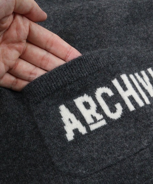 archivio(アルチビオ)の「<MENS>カシミヤ100%ロゴポケットニット(ニット/セーター・メンズ・グレー/イエロー/ネイビー/ピンク・M/L)」の13枚目の写真