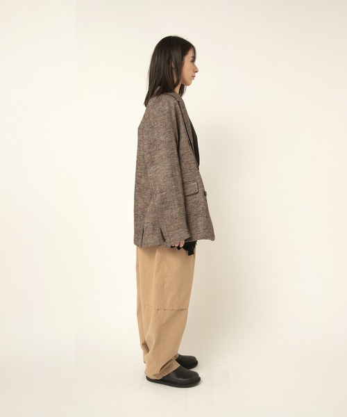 RNA-N(アールエヌエーエヌ)の「J2154 DOUBLE BREASTED LINEN JACKET(ノーカラージャケット・レディース・チャコール/ブラウン/ブラック・FREE)」の16枚目の写真