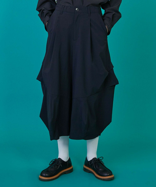 FRAPBOIS（フラボア）の「ニューホーン パンツ（その他パンツ・レディース・ブラック/ブルー・2/1）」の2枚目の写真