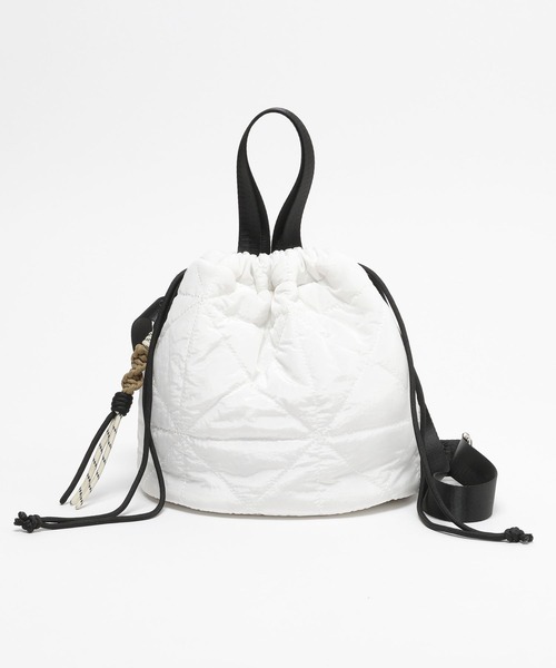 GLOBAL WORK(グローバルワーク)の「キルティング巾着バッグ/577384(ハンドバッグ・レディース・ブラック/シルバー/グリーン/ホワイト/グレー・ONE SIZE)」の2枚目の写真