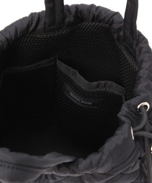 GLOBAL WORK(グローバルワーク)の「キルティング巾着バッグ/577384(ハンドバッグ・レディース・ブラック/シルバー/グリーン/ホワイト/グレー・ONE SIZE)」の17枚目の写真