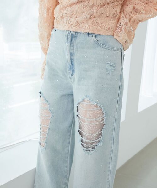 MAJESTIC LEGON(マジェスティックレゴン)の「キラキラレースダメージデニム(デニムパンツ・レディース・チャコールグレー/サックスブルー・SMALL/MEDIUM)」の4枚目の写真