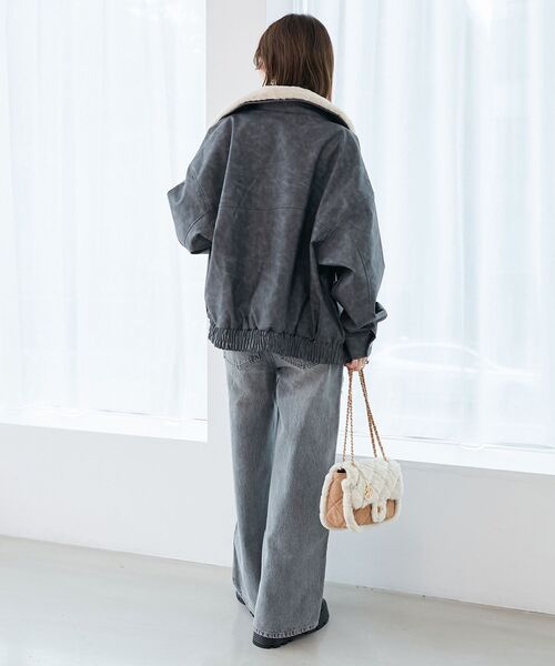 MAJESTIC LEGON(マジェスティックレゴン)の「キラキラレースダメージデニム(デニムパンツ・レディース・チャコールグレー/サックスブルー・SMALL/MEDIUM)」の13枚目の写真