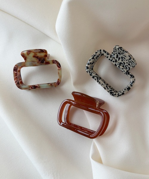 kutir（クティール）の「kutirlune／スクエアカラーヘアバンス（バレッタ/ヘアクリップ・レディース・マルチ/ホワイト系その他/ブラウン・FREE）」の2枚目の写真