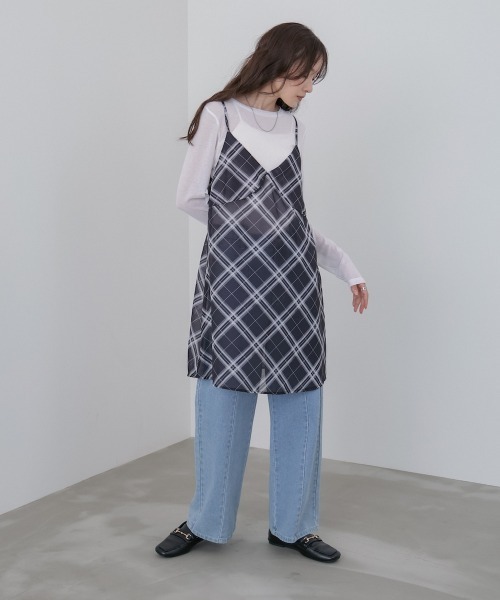 Bab(バブ)の「チェックシアーキャミミニワンピース(ワンピース・レディース・ブラック/オフホワイト・M)」の16枚目の写真