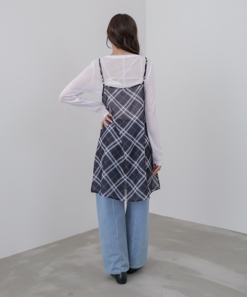 Bab(バブ)の「チェックシアーキャミミニワンピース(ワンピース・レディース・ブラック/オフホワイト・M)」の18枚目の写真