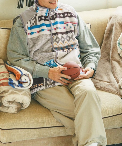 BAYFLOW（ベイフロー）の「BF着るベストブランケット25AW（ブランケット・メンズ・ブラック系/グレー系/ブラウン系・ONE SIZE）」の3枚目の写真