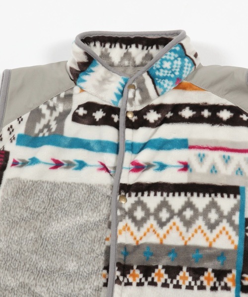 BAYFLOW（ベイフロー）の「BF着るベストブランケット25AW（ブランケット・メンズ・ブラック系/グレー系/ブラウン系・ONE SIZE）」の6枚目の写真